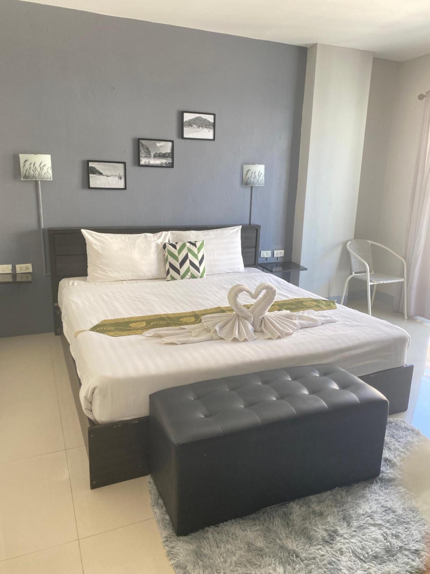 Holiday Home Patong Exterior foto