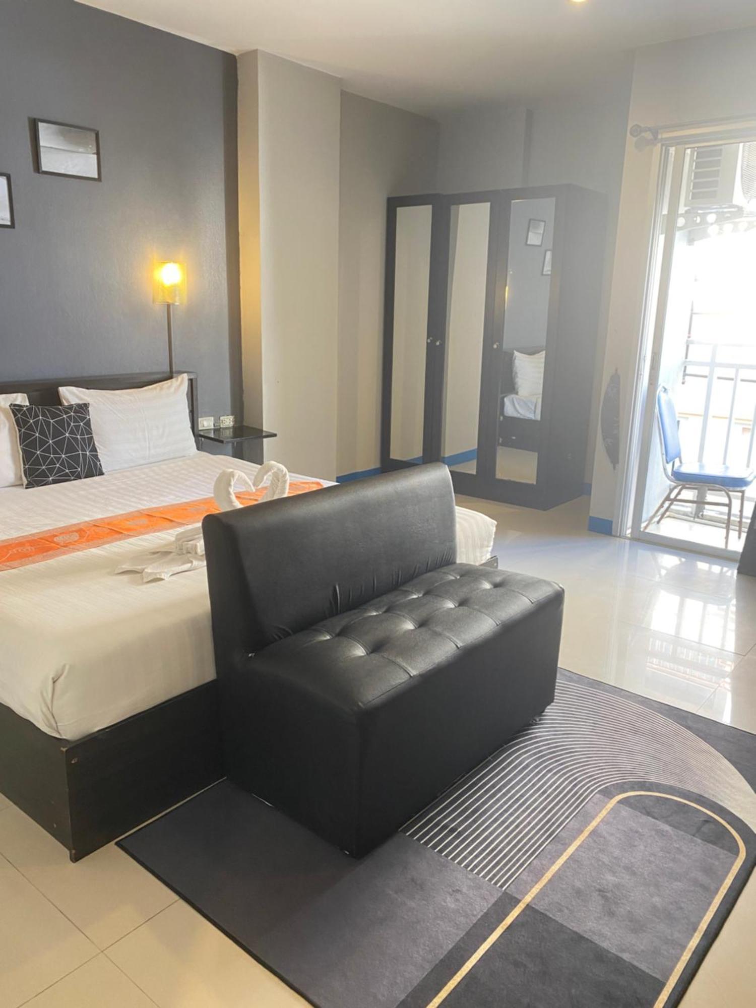 Holiday Home Patong Exterior foto