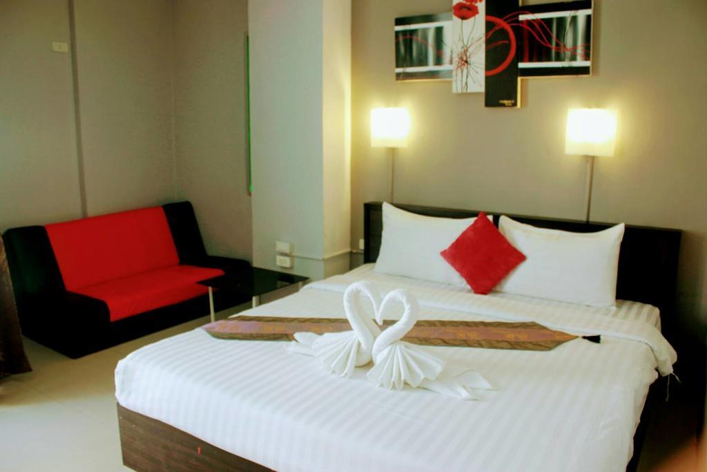 Holiday Home Patong Exterior foto